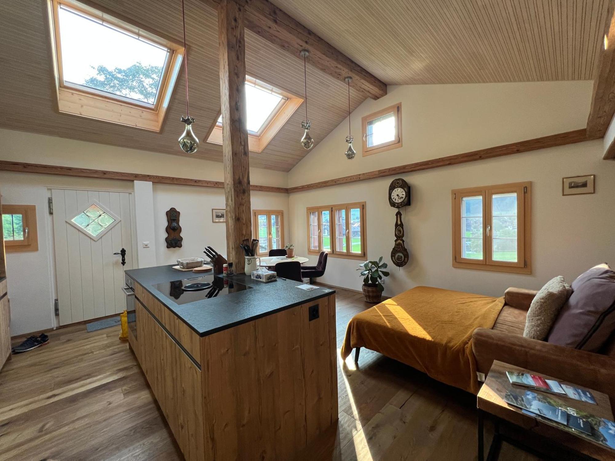 Romantic Private Superior Swiss With Hottub Lungern